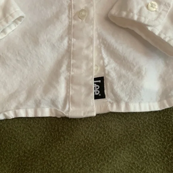 Lee Uniforms button up, long sleeve white shirt.  Size L. Chest approx 18 inches - Picture 4 of 7